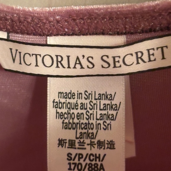 New Victoria’s Secret Pink Velvet Spaghetti Strap Slip Dress & Adjustable Straps - Picture 3 of 4